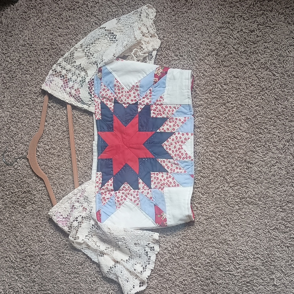 Handmade Cropped Vintage Upcycled Quilt Blouse - Picture 4 of 4